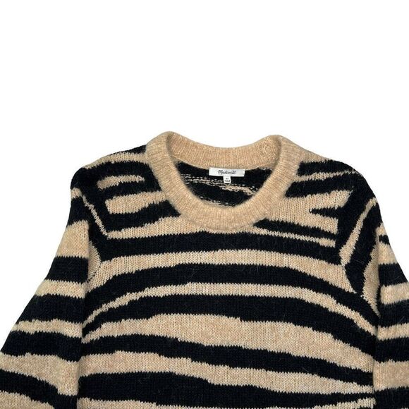 Madewll Women's Size XS Tiger Stripe Shrunken Pullover‎ Sweater - Picture 3 of 10